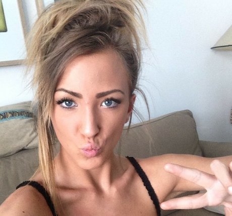 Zara Zentio model erotic pics