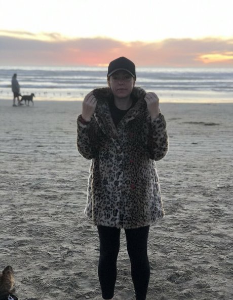 Moxicontin model nice pic