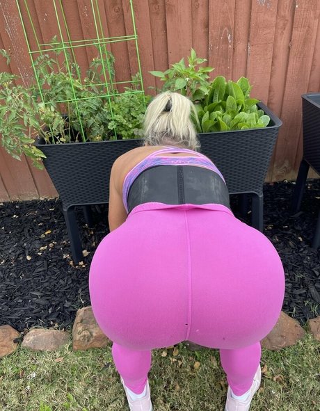 Texasthighs porn actress photos