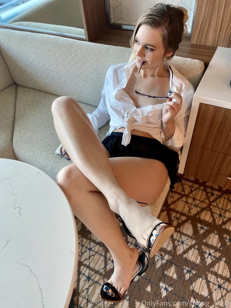 Strong Allure star free galleries