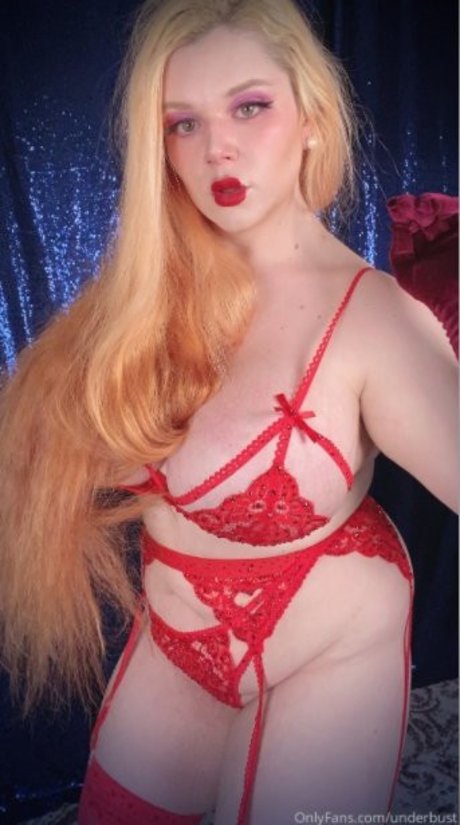 Penny Underbust exclusive actress images