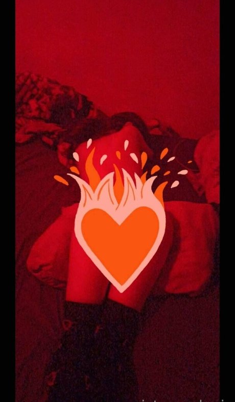 alexislayer model hd img