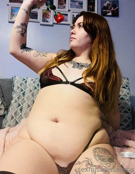 alexislayer star best picture