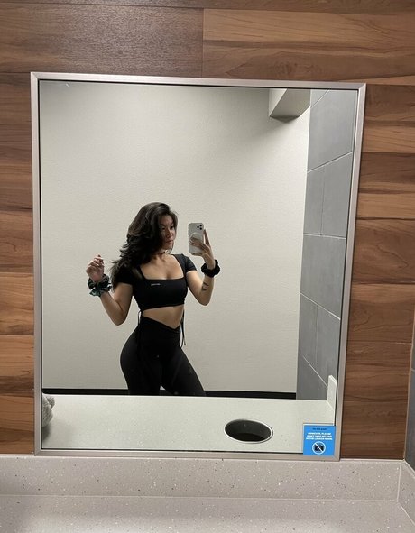 Keomiloves pornstar erotic pic