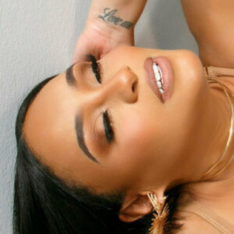 Tahiry free model galleries