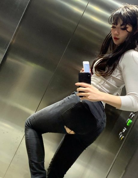 Zureeal exclusive star picture