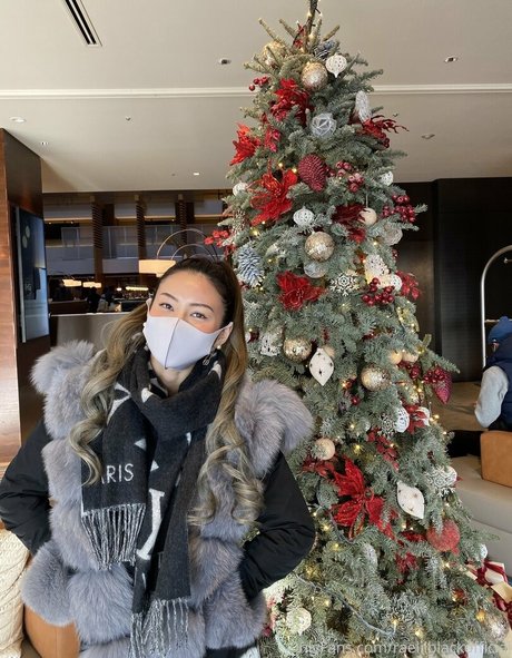 RaeLilBlack erotic pornstar galleries