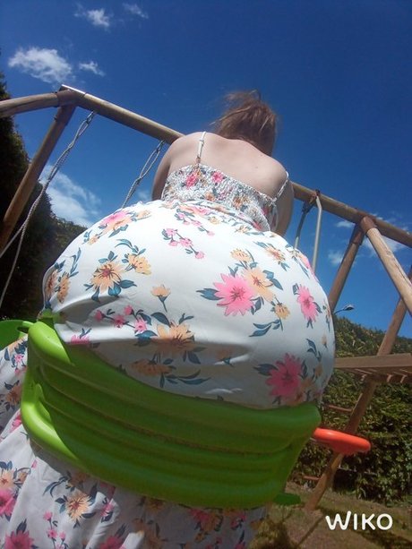 Nini Divine star image