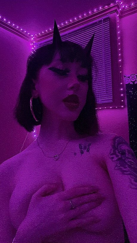 tsund3r3gf porn model picture