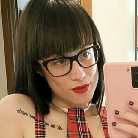 ledmad porn model images