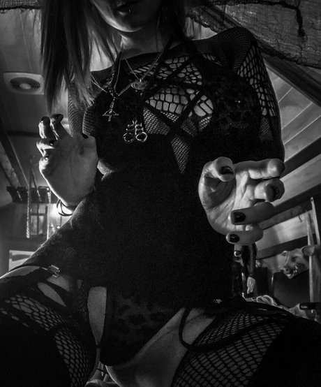 SilentMary top pornstar images