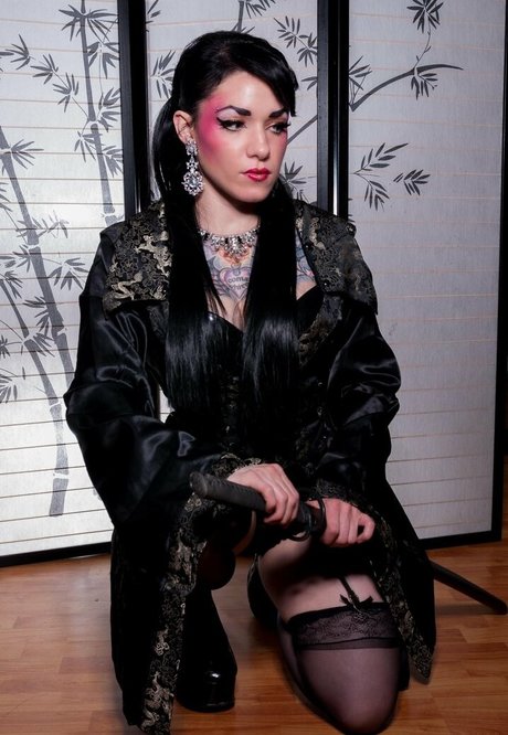 blownupdoll star art gallery