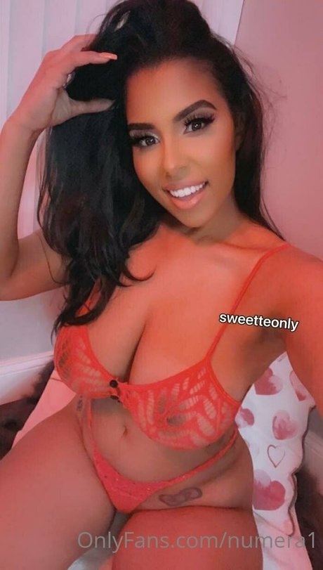 numera1 beautiful pornstar pic