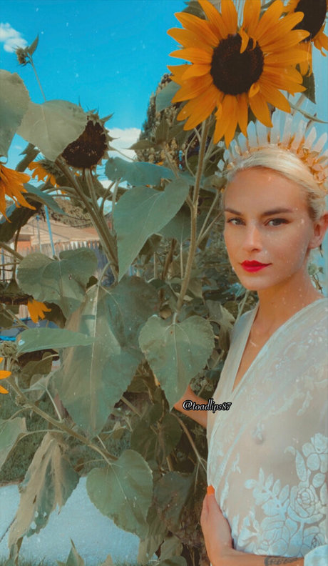 toadlips87free model sexy picture