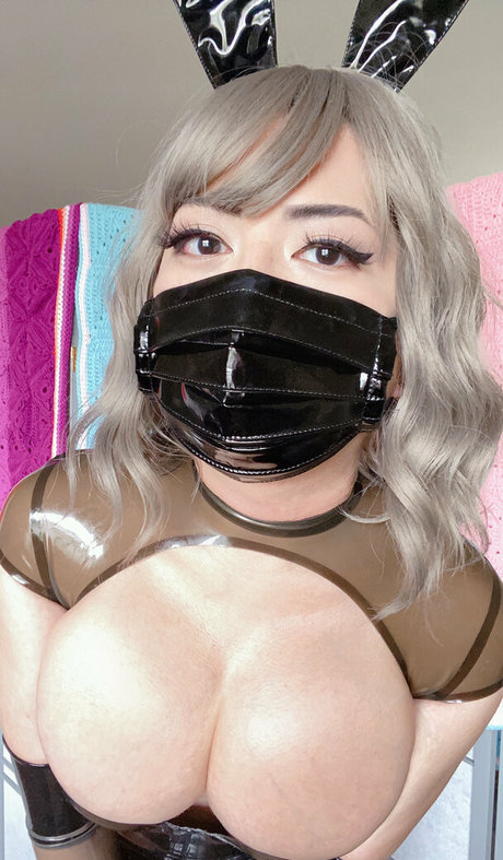 surprisesteak nude model photo