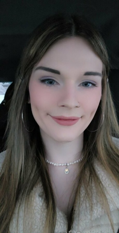 qwiinbae pornstar hd pic