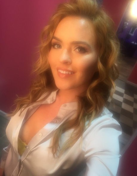 Krissylynn model exclusive pics