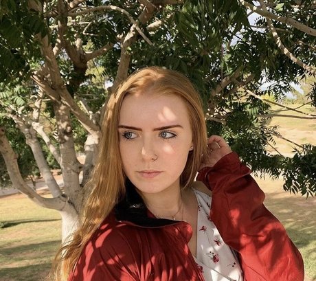 aussiebabe18 model pretty photo