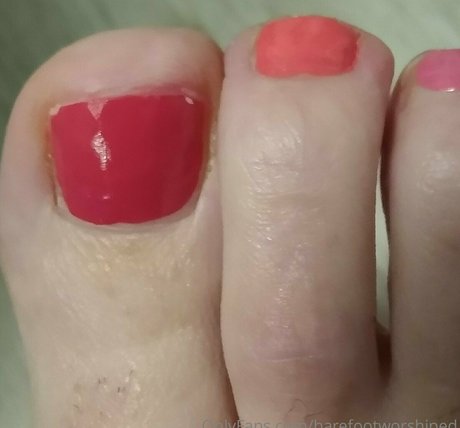 barefootworshiped Profile pic