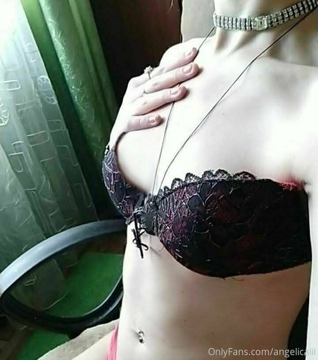 angelicalil nude star images