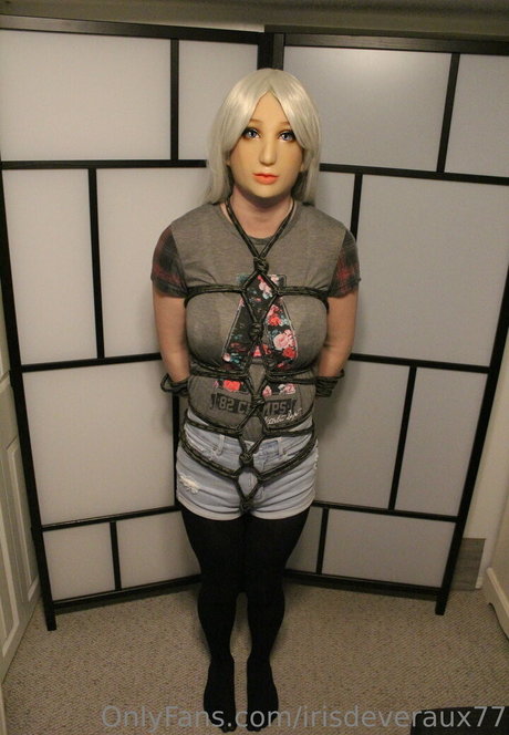 irisdeveraux77 Profile pic