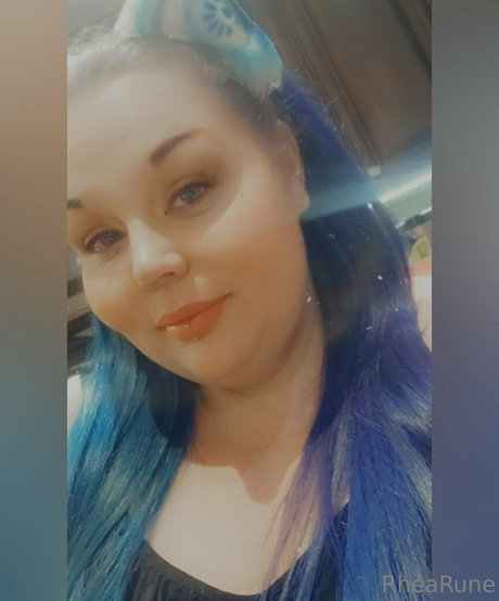 rhearune exclusive pornstar picture