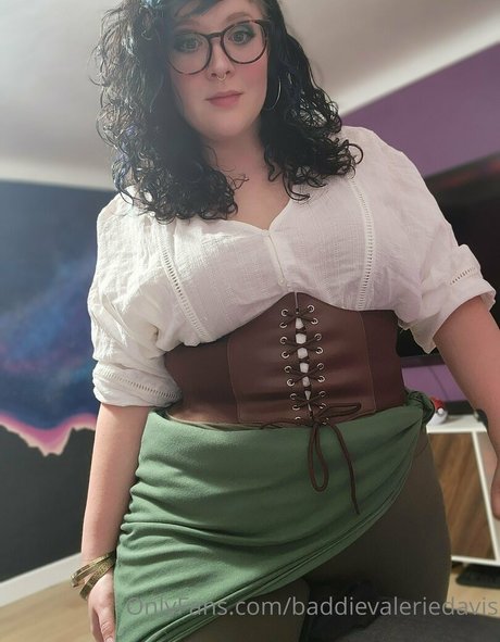 baddievaleriedavis star sexy images