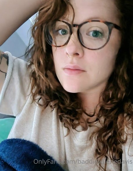 baddievaleriedavis pornstar nude images