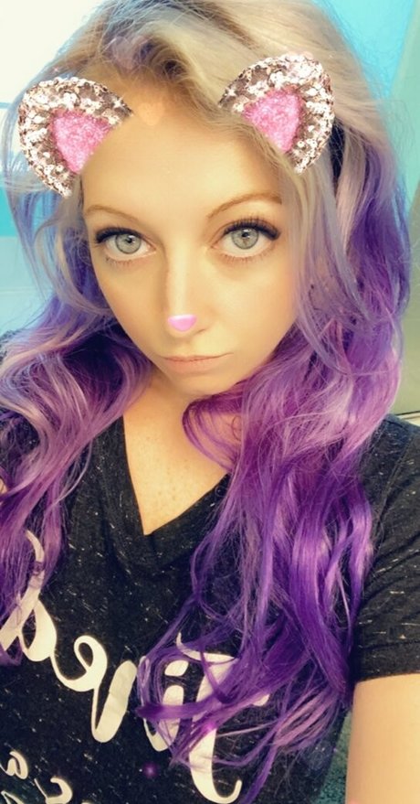 violetcosmos model perfect pictures