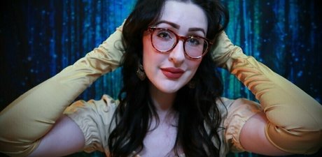 missteafortwo model xxx photo