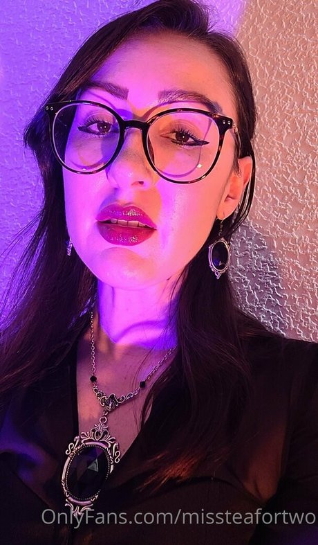 missteafortwo model nice gallery