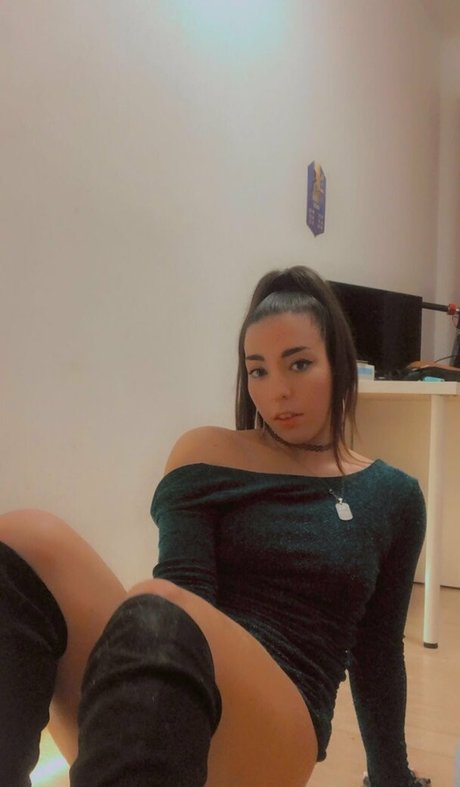 umi isabella perfect model gallery