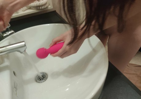 souai pretty pornstar photo