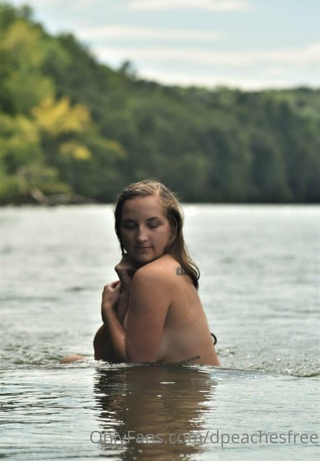 dpeachesfree pornstar adult photo