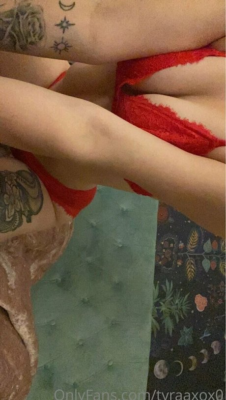 tyraaxox0 pornstar nice pics
