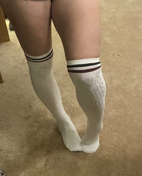 sashasfeetishxo xxx pornstar photos