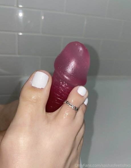 sashasfeetishxo perfect pornstar pic