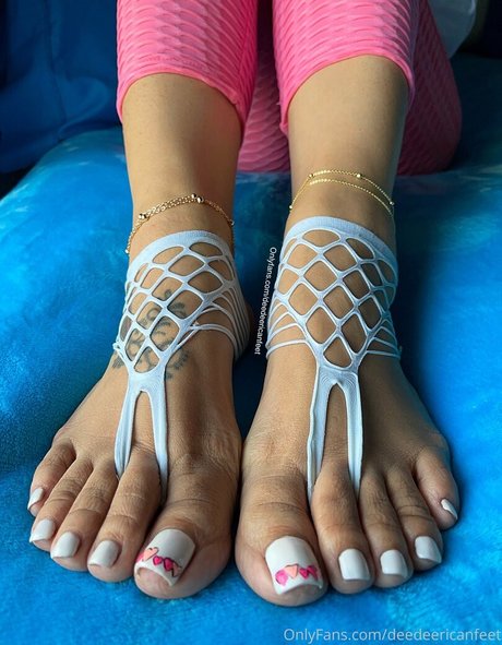 deedeericanfeet star xxx picture