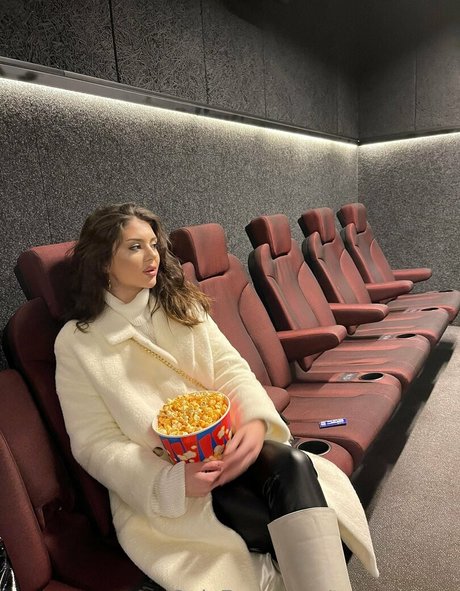 tanya tatty model nice photo