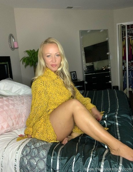 thetayloredway adult model pics