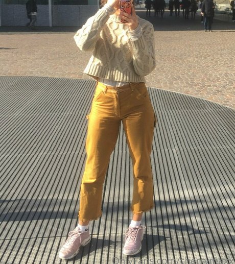 cherrymaxx best model gallery