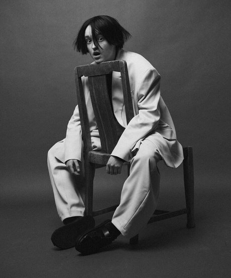 Bella Ramsey free actress image