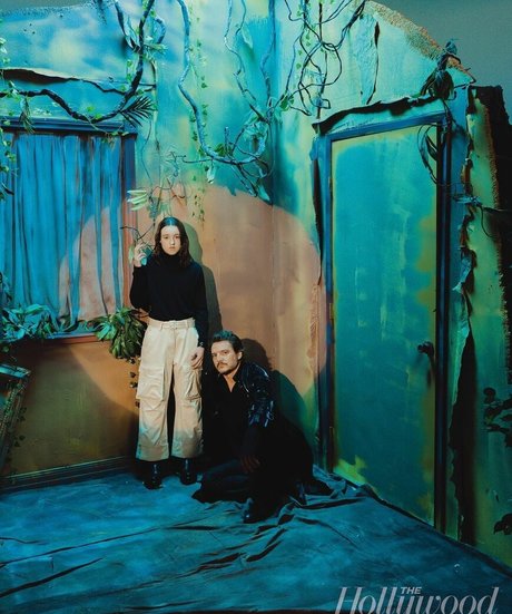 Bella Ramsey naked star picture