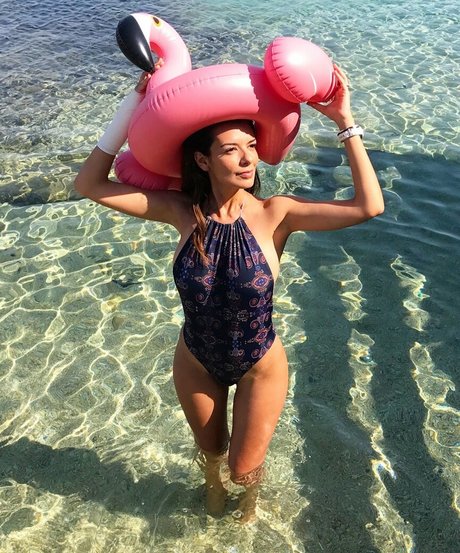 Nikoletta Ralli star nude archive