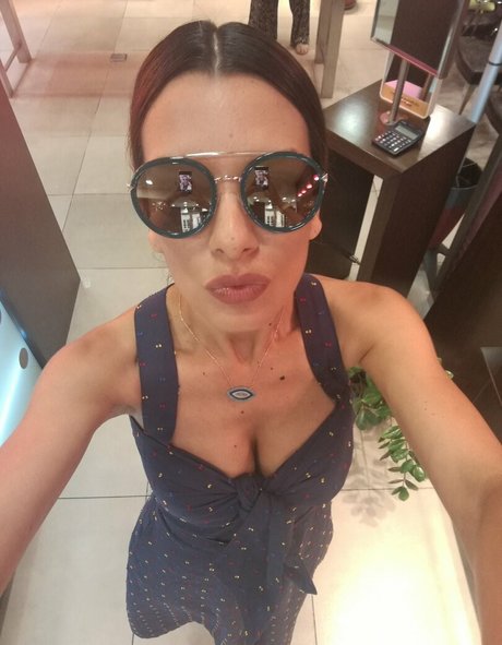 Nikoletta Ralli star high quality gallery