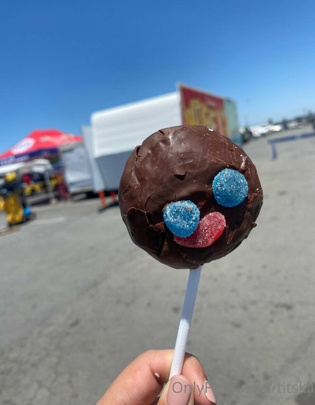 titskiii nice actress photos