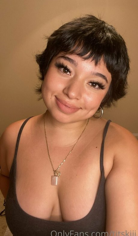 titskiii pornographic model galleries