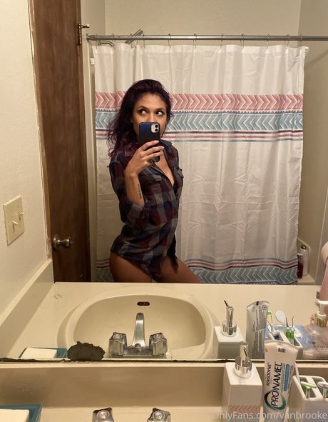 Vanbrooke star sex galleries