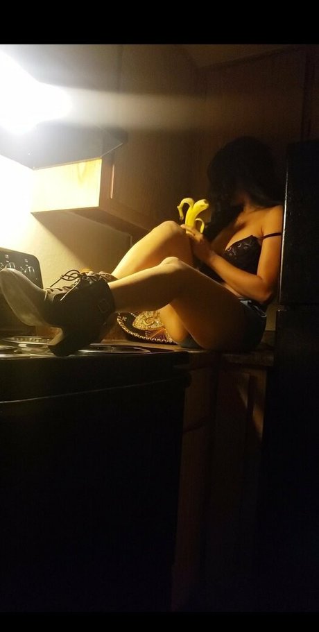 laqueenvic model photos