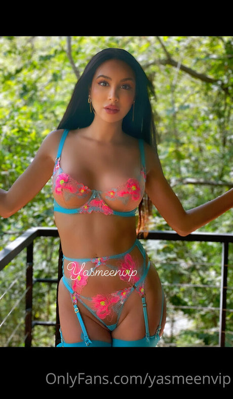 yasmeenvip star adult pictures